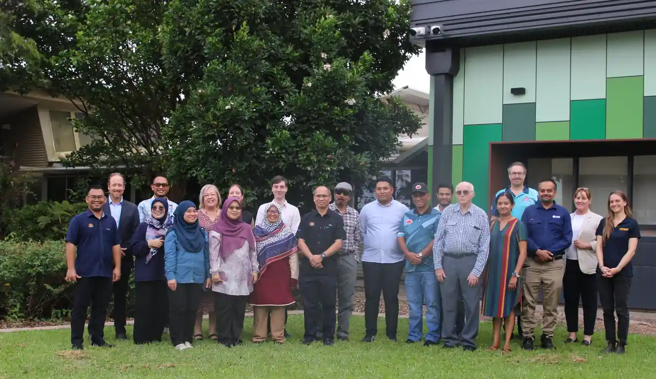 NT shares mango biosecurity expertise with Malaysian delegation